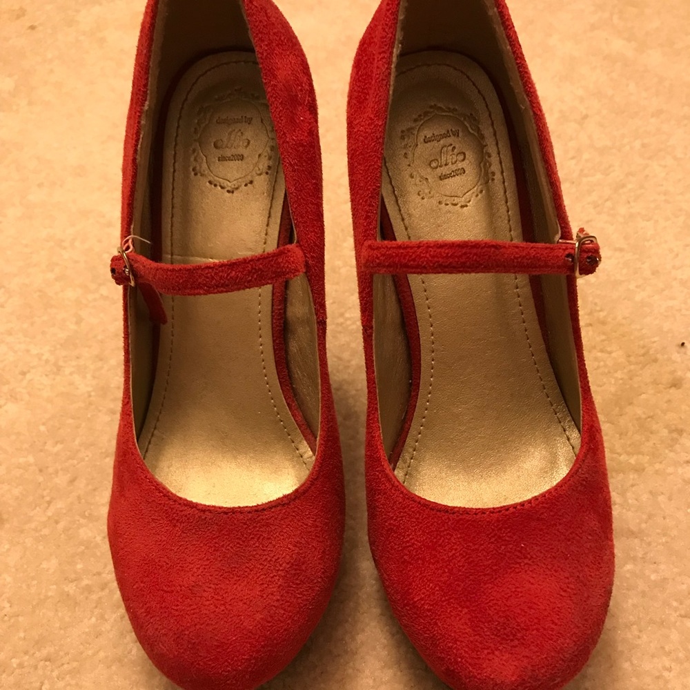 Mary Jane style shoes